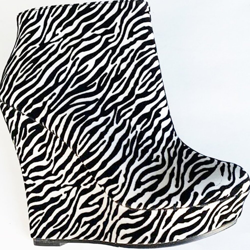 Mona Mia Women's 5.5 Zebra Platform Ankle Booties Clubwear Rave Cosplay New